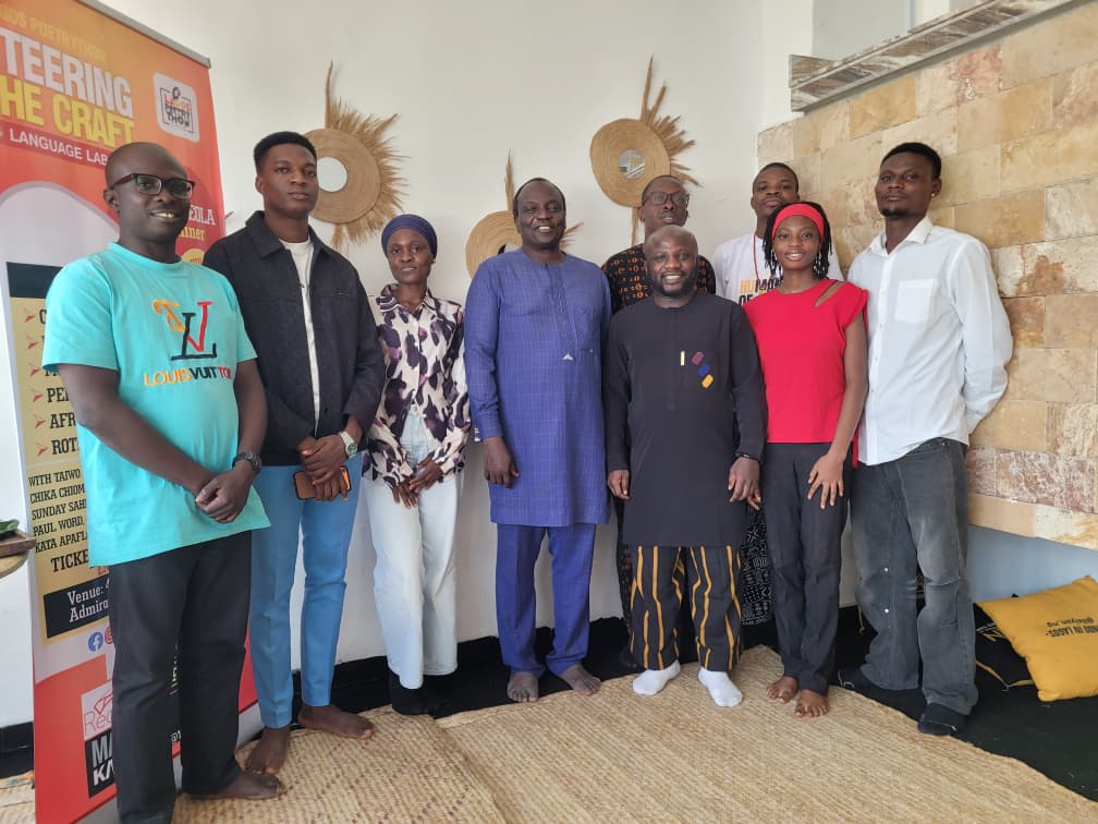 Tade Ipadeola leading a poetry workshop at Lagos Poetrython Steering the Craft Language Lab in Lekki, Lagos